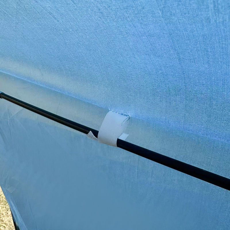 Outdoor-Strandcampingzelt mit integrierter Bodenmatte Outdoor-Strandcampingzelt mit integrierter Bodenmatte