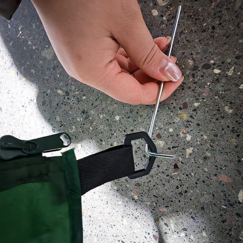 2,2 m langer, militärgrüner Schirm mit Baldachin