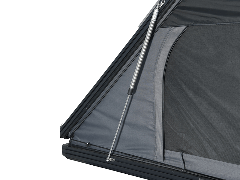 Campingzelt auf dem Dach mit Leiter Campingzelt auf dem Dach mit Leiter